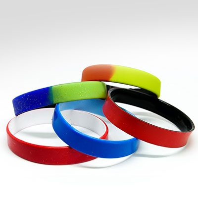 Multicolor segmented wristbands